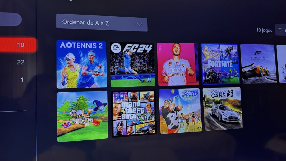 Consola Xbox One S com varios jogos