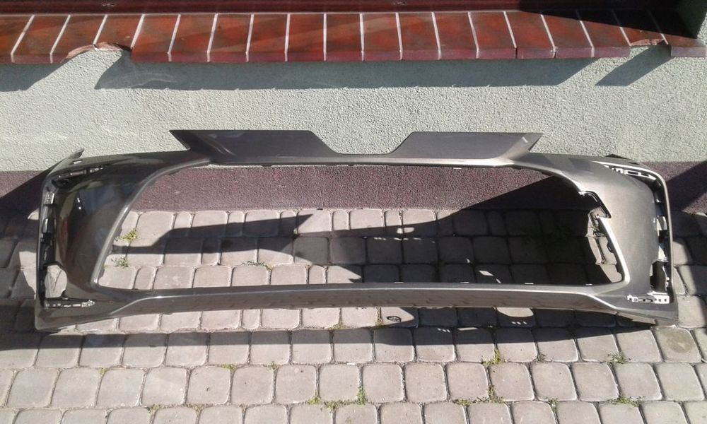 TOYOTA COROLLA E21 SEDAN ZDERZAK PRZEDNI SPRPDC