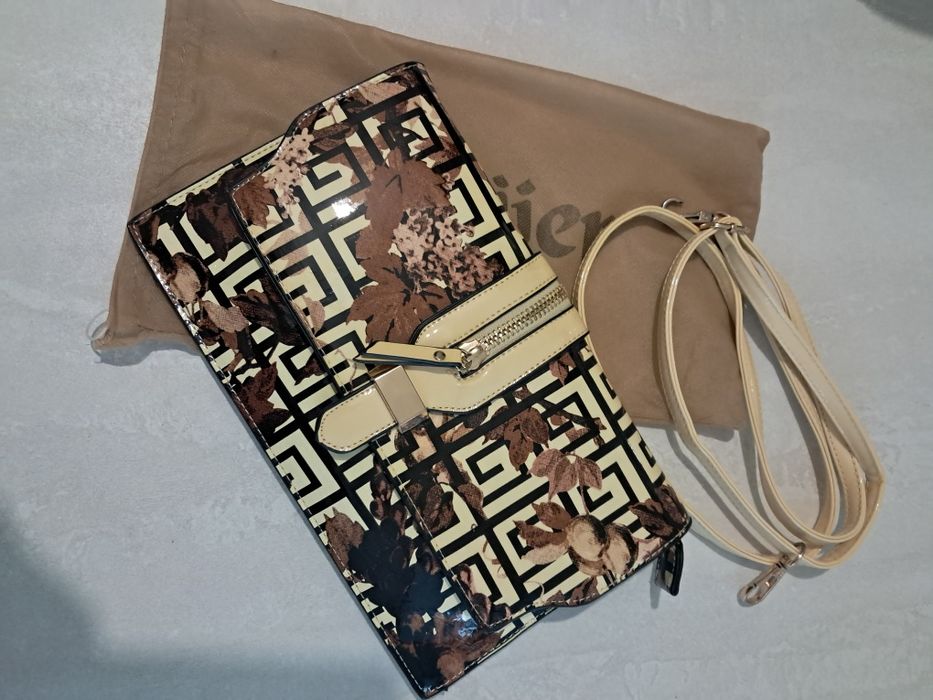 Сумка клатч жіноча бежевого коричньова