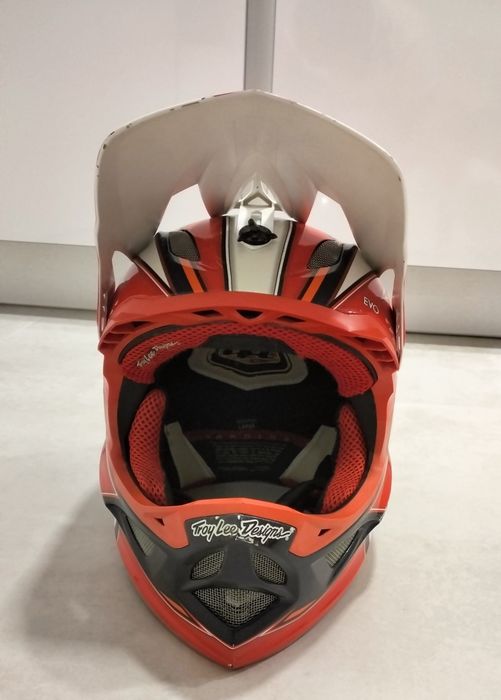 Capacete Troy lee designs D3
