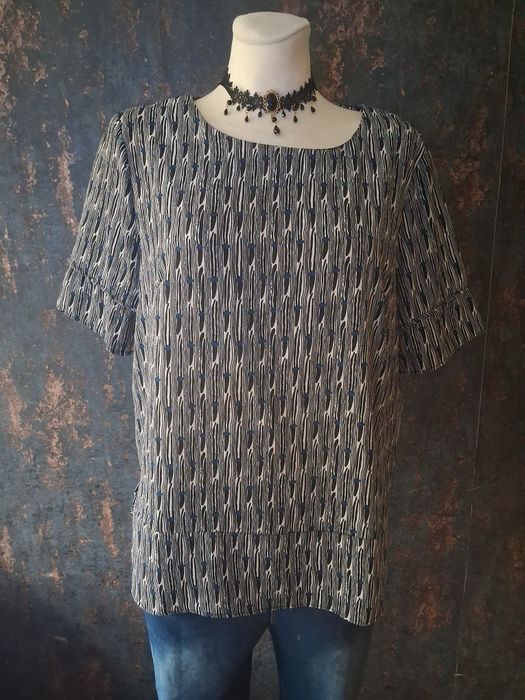 Bluzka damska krotki rekaw rozmiar L /XL