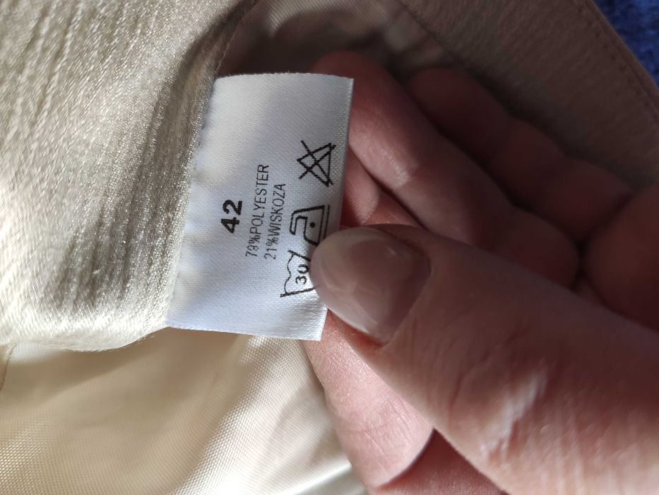 Złote bolerko z połyskiem