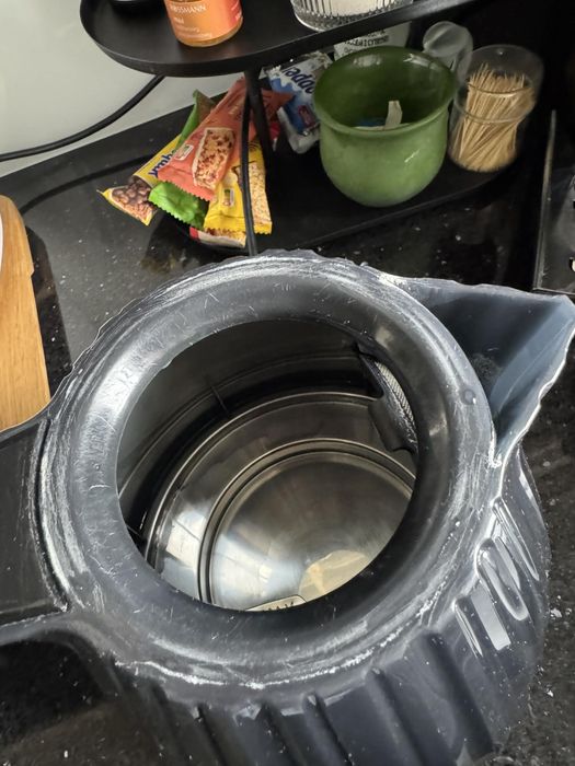 DeLonghi czajnik elektryczny 2000W