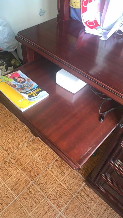 Secretária com estante em mogno