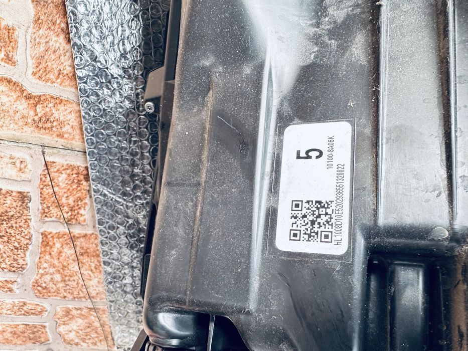 Фара передня Toyota Highlander 2022 Європа