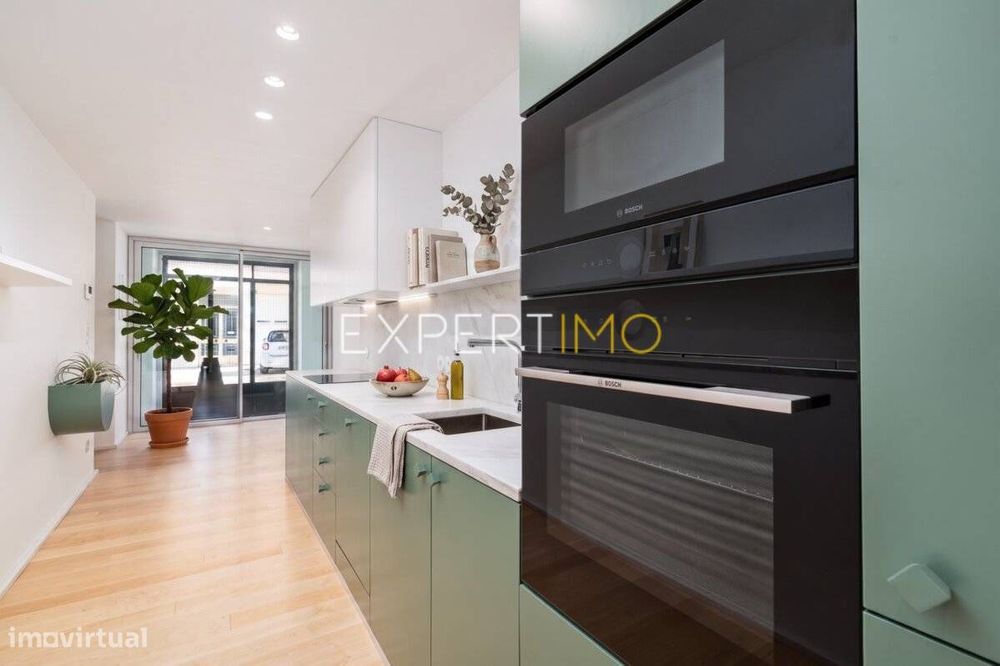 Loja remodelada, com 110 m², Avenidas Novas, Lisboa