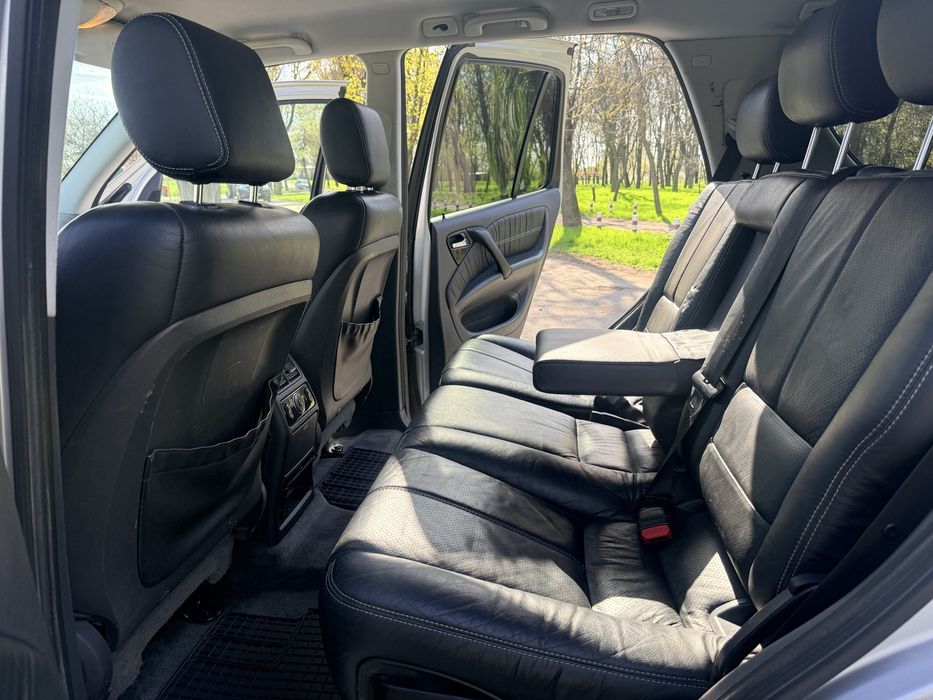 Продам Mercedes-Benz ML 400 2005 4.0 D