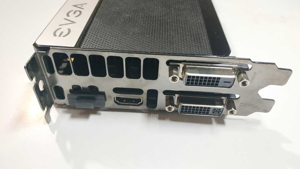 EVGA GeForce gtx 670 2GB 256bit GDDR5