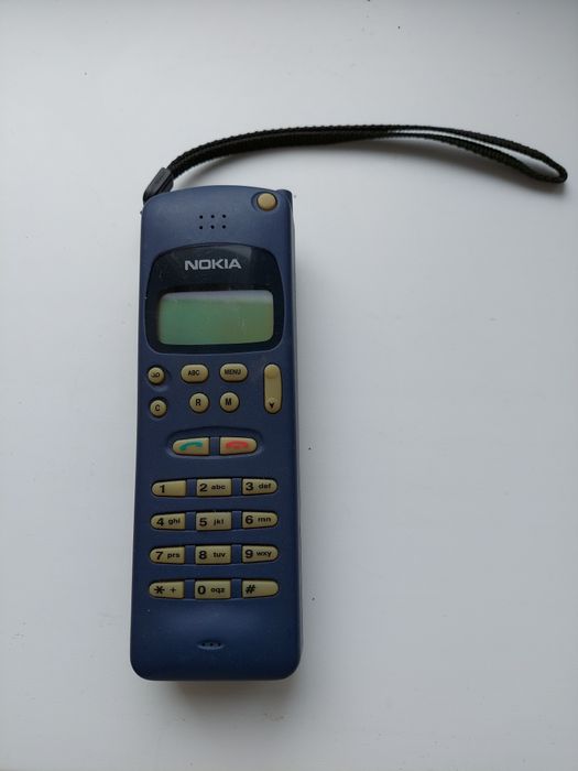 Уникальная вещь - Nokia 250!