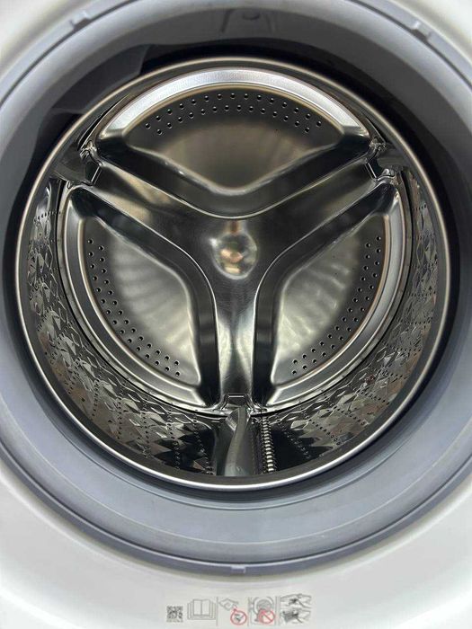 Пральна машина Samsung
mod. WW7EK44205W з Німечинни Б\В