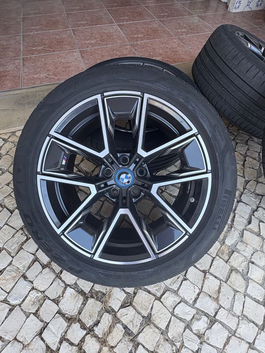 Jantes Bmw I4 18”