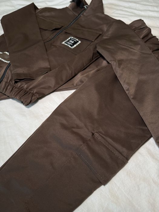 Спортивний костюм на дівчинку