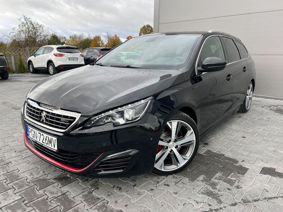 Peugeot 308 GT 180 koni, kamera, podgrzewane elektryczne fotele, panorama