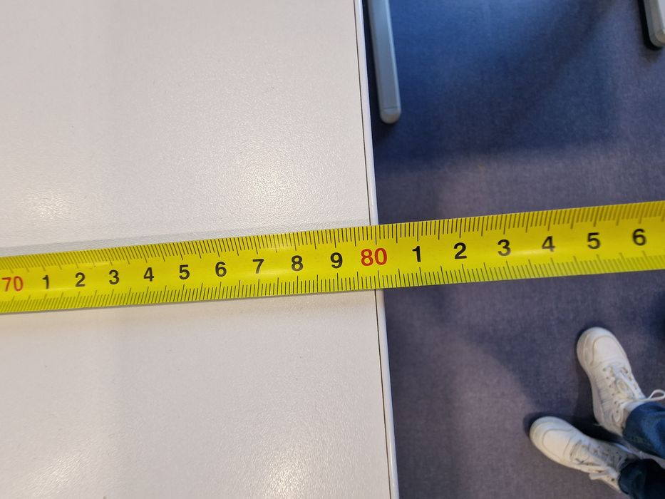 Secretária com canto