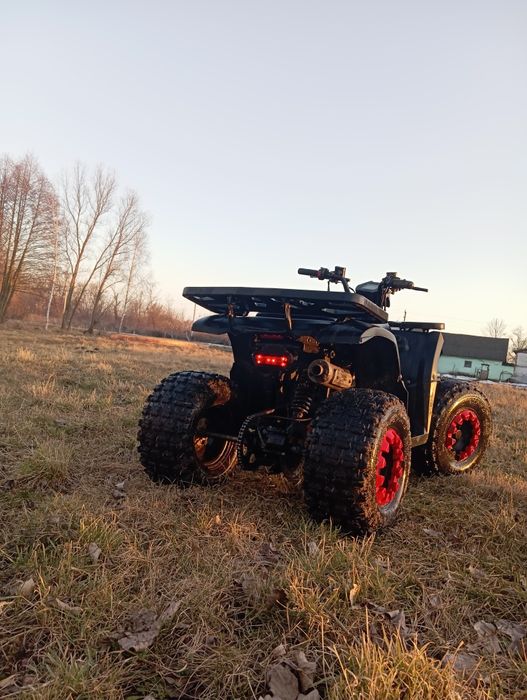 Продам квадроцикл 150 куб.