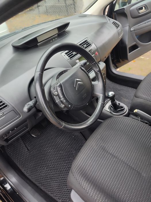авто ситроенс4 2008