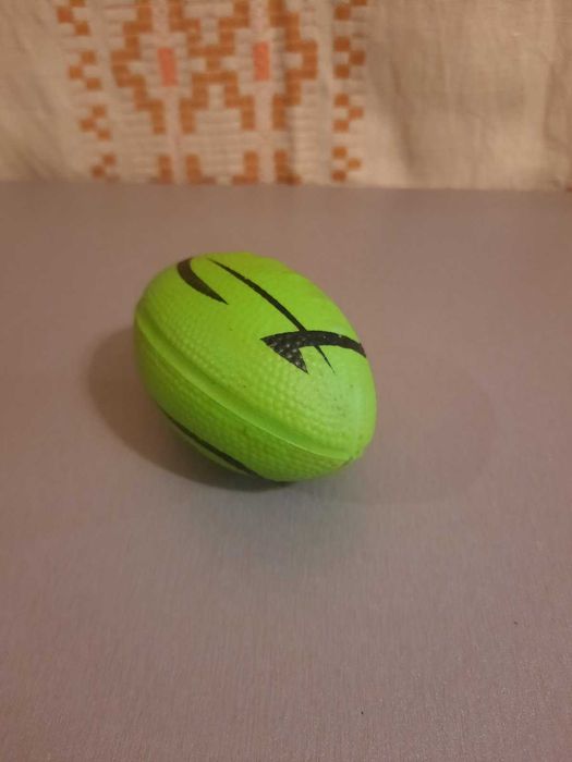 Эспандер кистевой Мяч регби эспандер резиновый