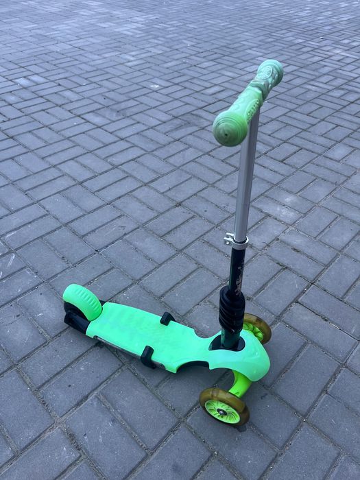 Świecąca Hulajnoga dla dziecka