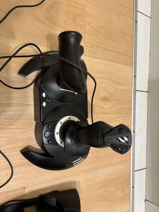 Thrustmaster T.Flight HOTAS One + педалі PC XBOX