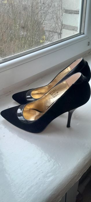Туфлі жіночі  38,5