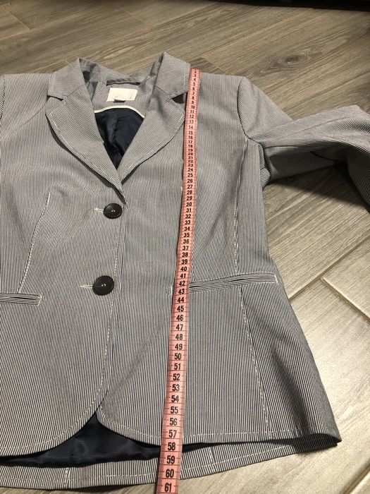 Пиджак S.Oliver в полоску с подкладкой как новый