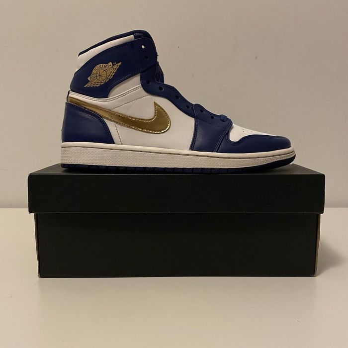 Air Jordan 1 high Gold Medal