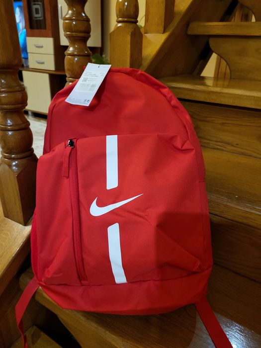 Рюкзаки фірмові .