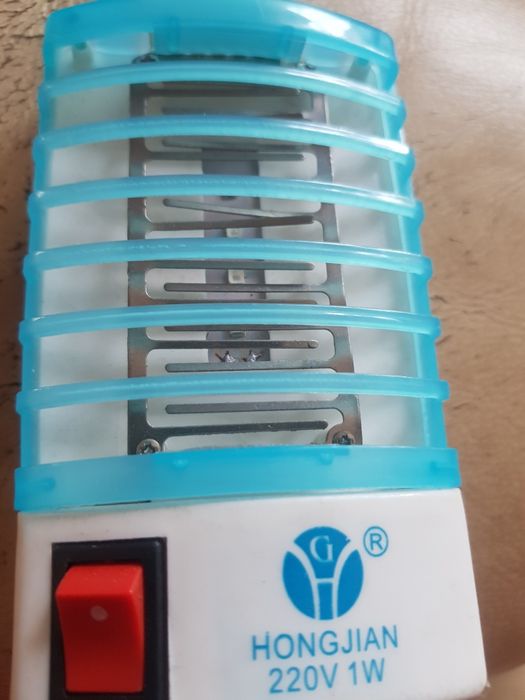 elektryczna łapka na muchy i komary