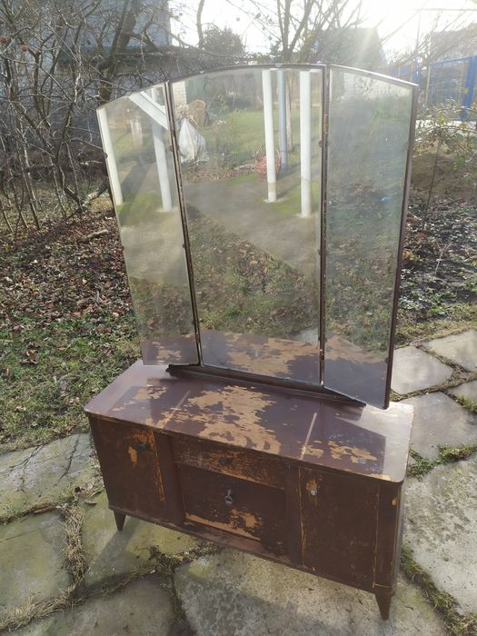 Трюмо под реставрацию