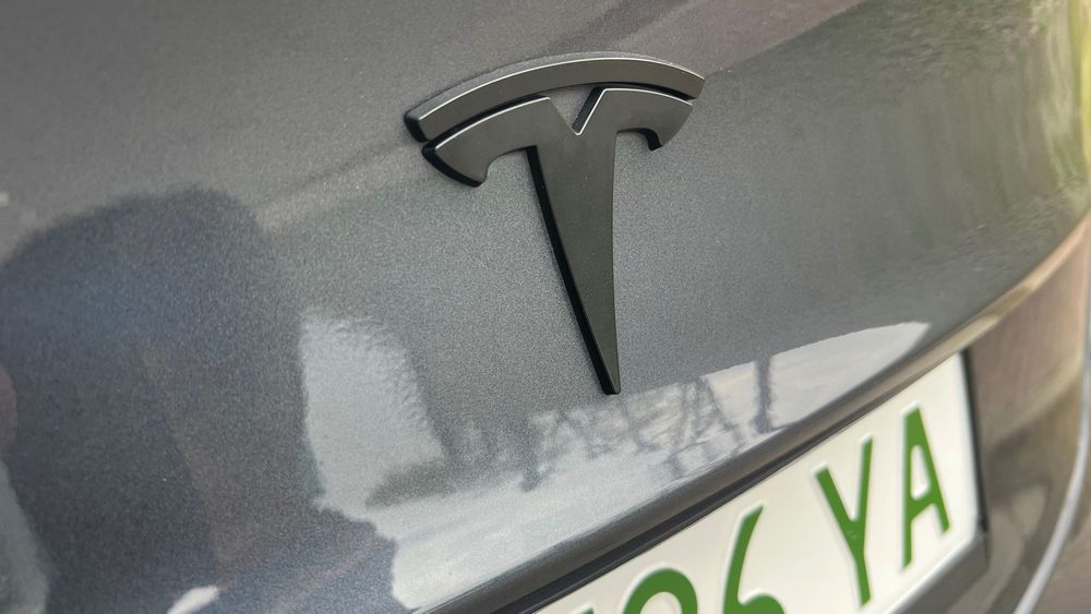 Тесла модел 3 LFP батарея 62 kw