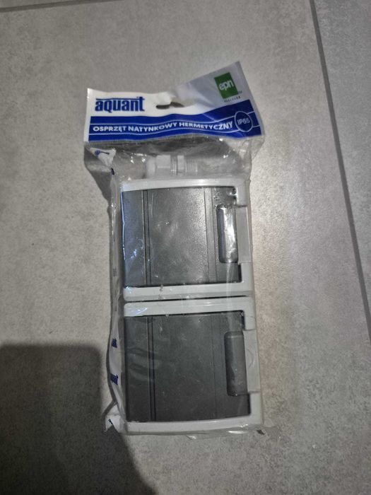 Gniazdo hermetyczne podwójne AQUANT IP65 2X2P+Z