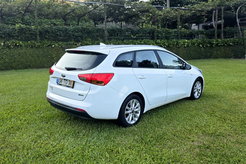 Kia ceed 1.6 crdi 136cv Nacional