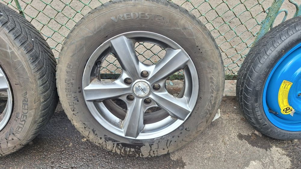 р15 5×112 диски VW, Skoda с шинами