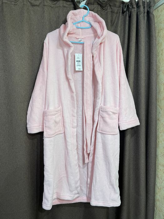 Халат. Теплий, мʼякий, плюшевий