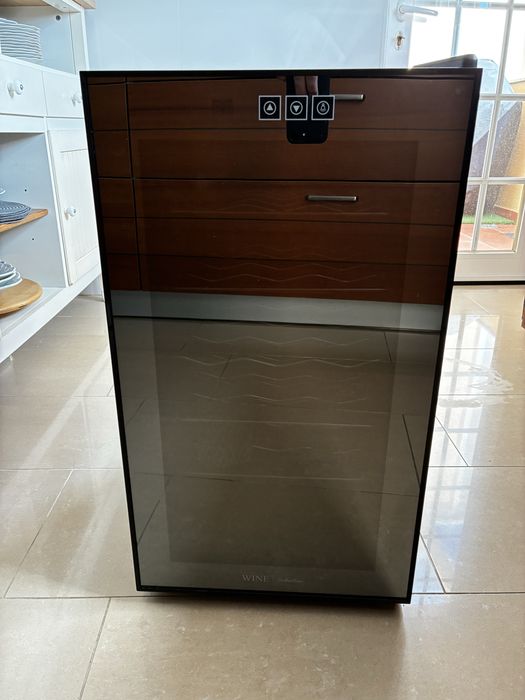 Garrafeira Wine Collection 18