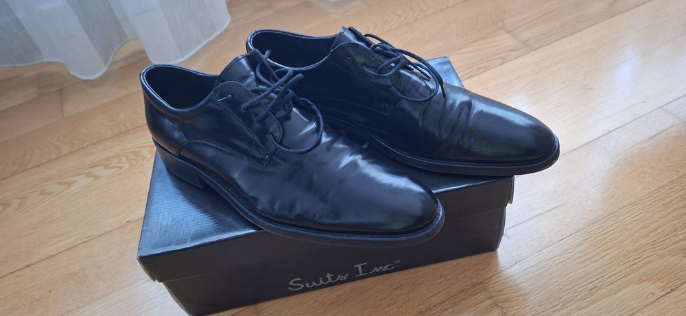 Sapatos Homem Preto Liso Suits Inc Tam 42 como NOVOS