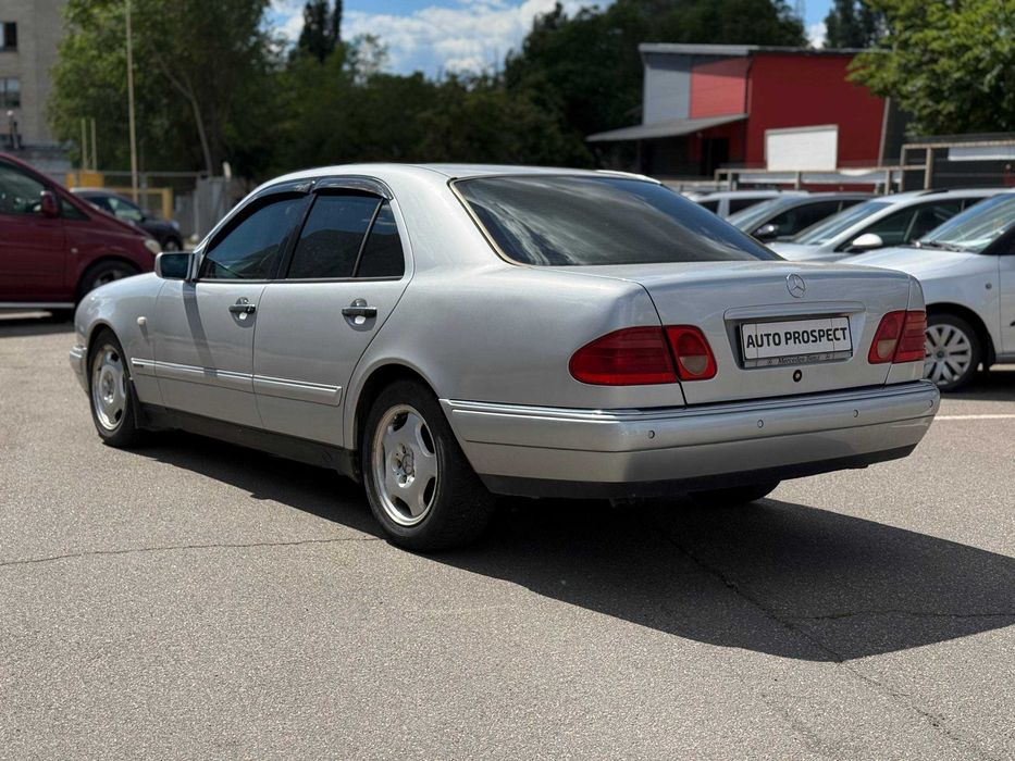 Mercedes-Benz E-Class 1998