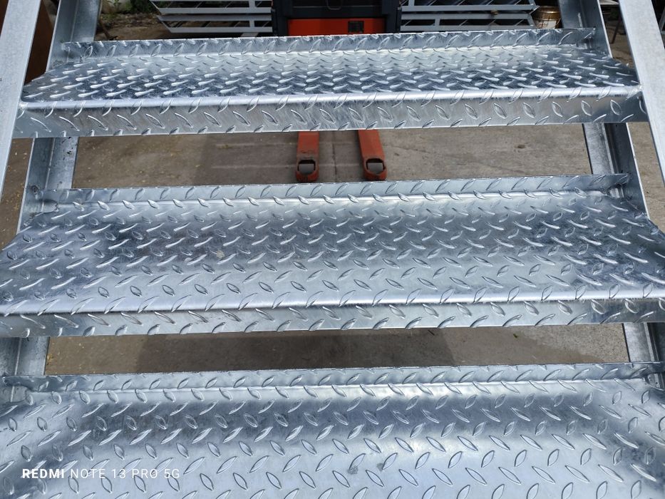 Schody metalowe wejście na 244cm loft 12 stopni