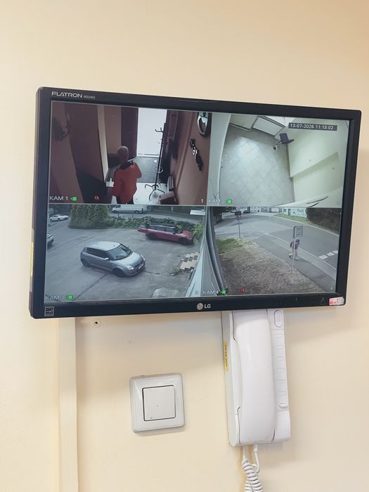 zestaw monitoringu 4-kanałowy rejestrator marki BCS z serii ECO