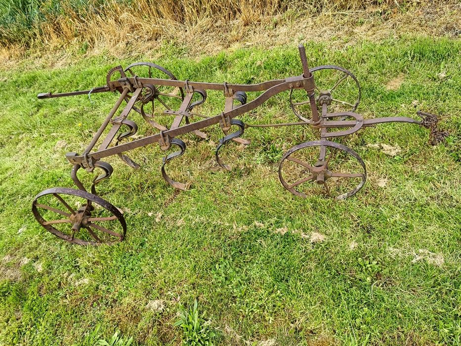 Pług konny 2 skibowy pod ciągnik, kultywator, pielnik