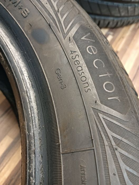 205/55/16 Goodyear Vector 4seasons komplet 4szt