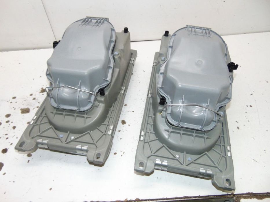 Mercedes w123 farois novos redondo quadrado