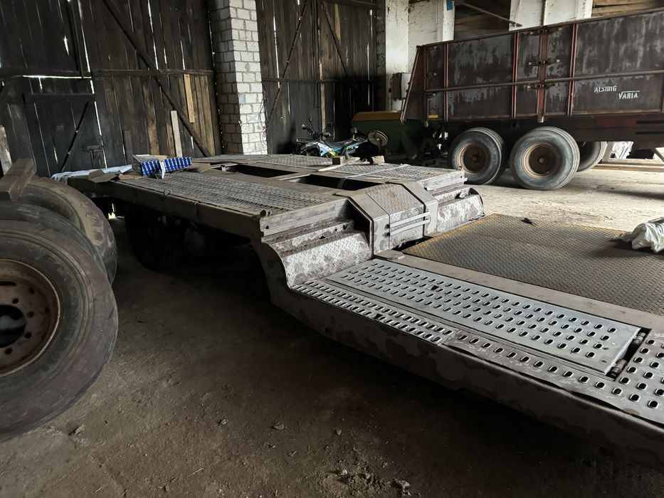 Przyczepa ciezarowa ponadgabaryt kombajnowka