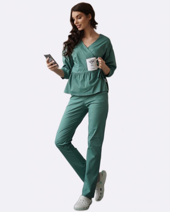 Медичний костюм in white