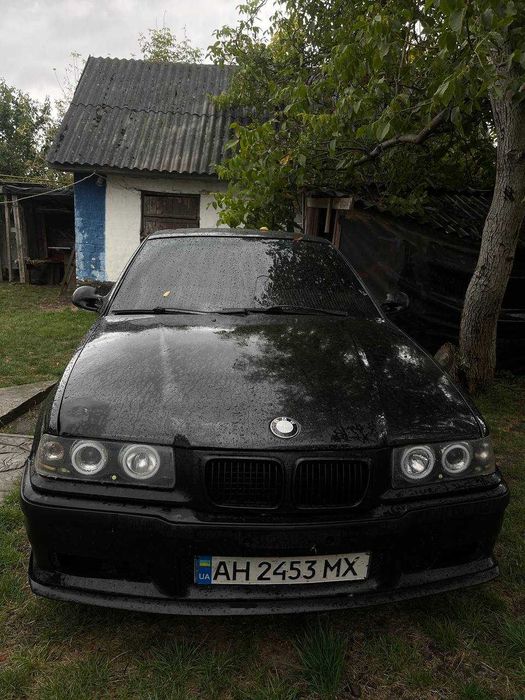 Бмв є 36 1992р. Мотор 2.5 бензин М50Б25