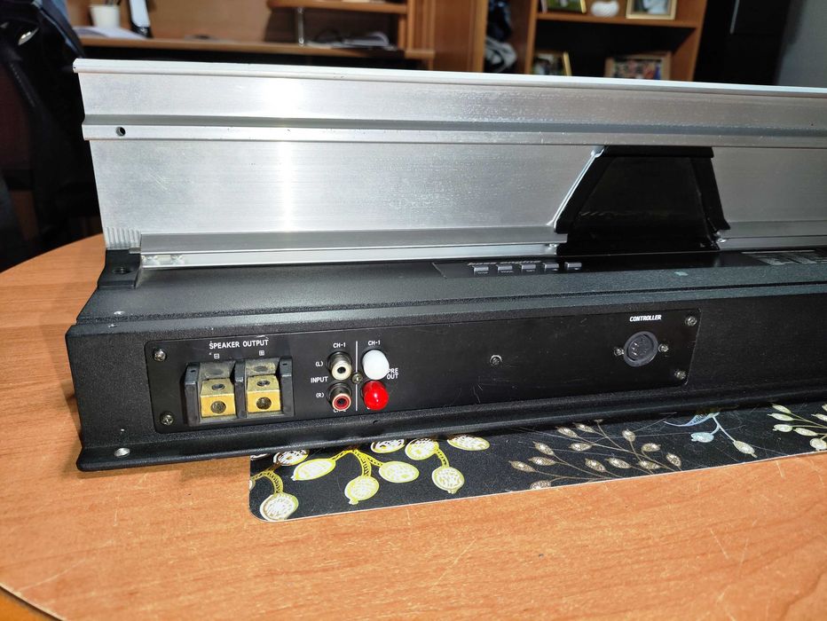 Wzmacniacz samochodowy 1 kanałowy monoblok Alpine MRD-M1000, Wysdarmo