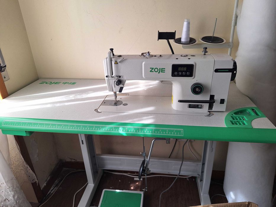 Máquina de costura industrial ZOJE A600P(ponto corrido)