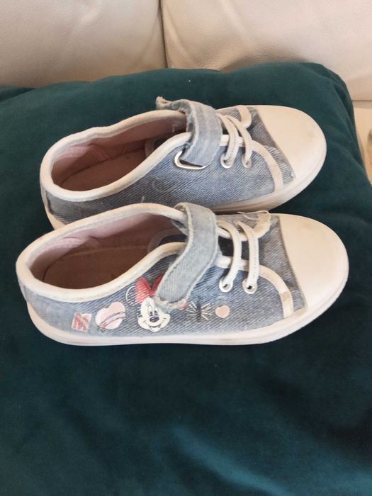 Sapatilhas de criança tipo gaga com foto da Mini