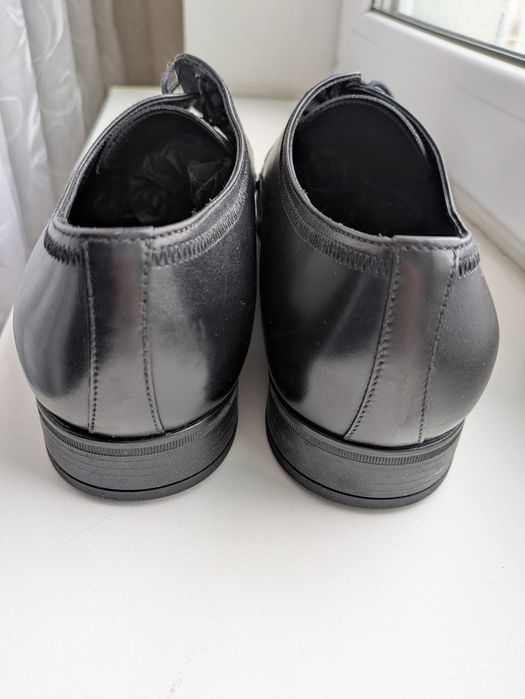 Туфлі Prada 9.5 original, made in Italy