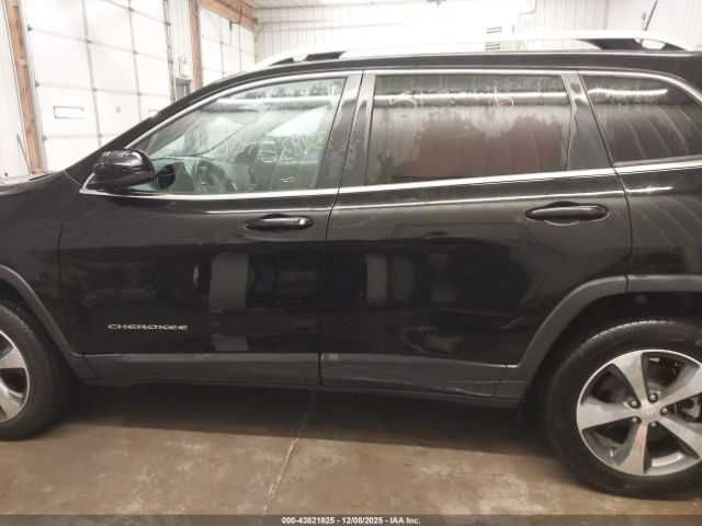 Jeep Cherokee Limited 4X4 2020 .